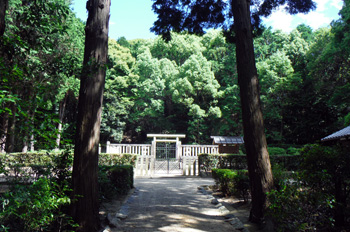 Bidatsu-tenno-ryo - Tomb of Emperor Bidatsu